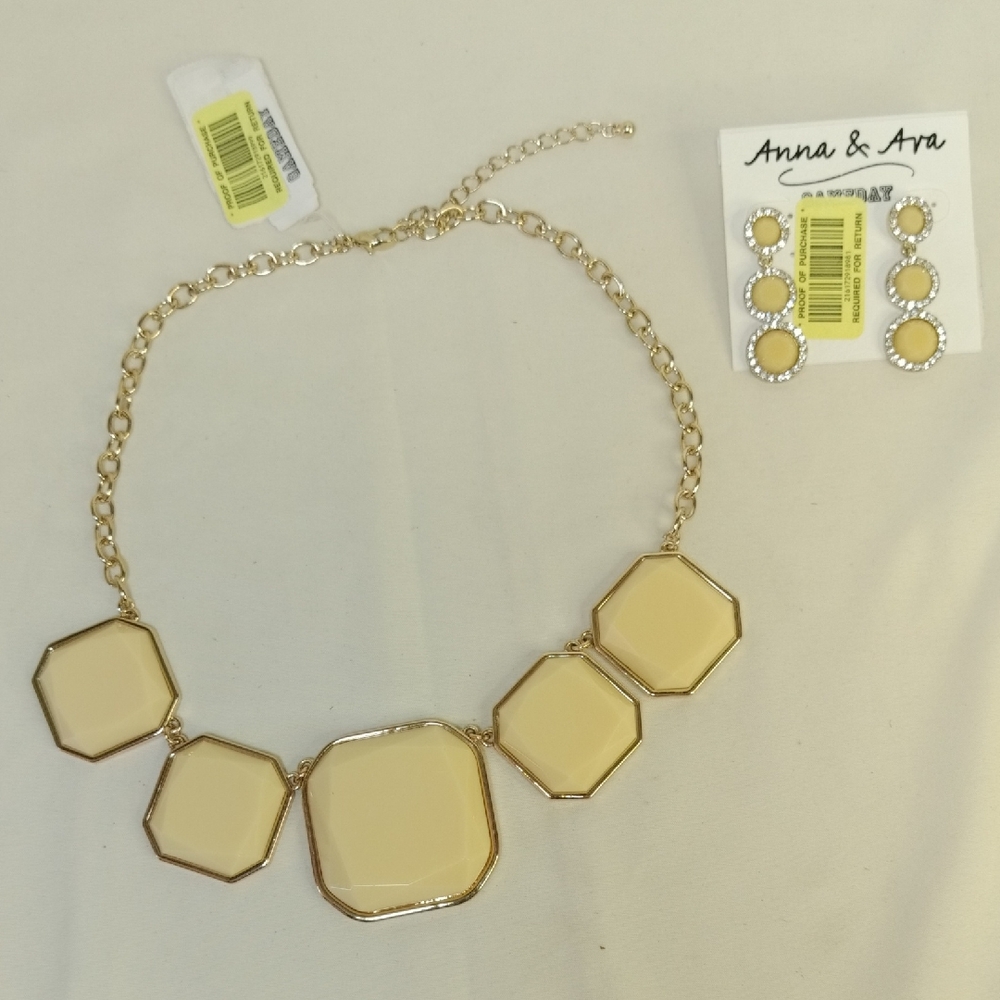 Anna & Ava Gold and Cream Hexagon Necklace Set